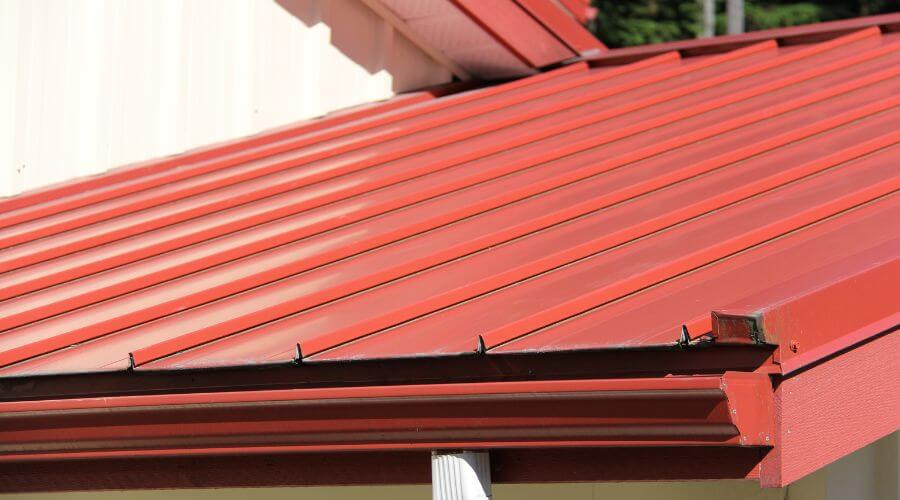 Professional metal roof installation in Witt, IL
